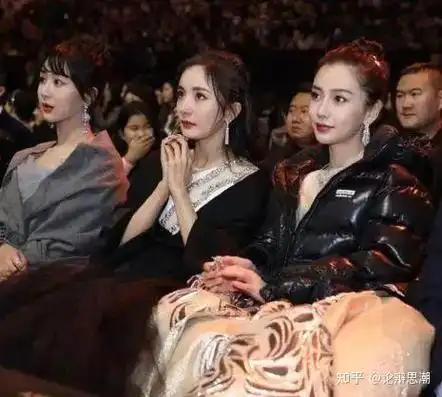 首先,3月30日,李易峰在合约到期后决定不再续约,在欢瑞后继无人的时候