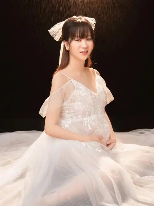 孕妇照02一定要记录自己怀孕的时候