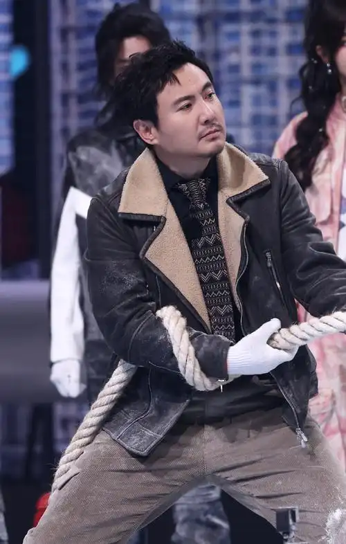 沈腾超话#王牌对王牌#王牌拉力赛 畅快飞驰