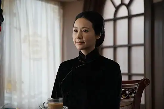 《红星照耀中国》受热议 邓英重塑经典引关注(图)