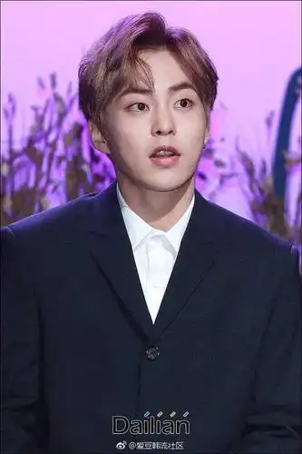 [星闻]金珉锡助阵金钟大个人专辑《april, and a flower》音监会担当