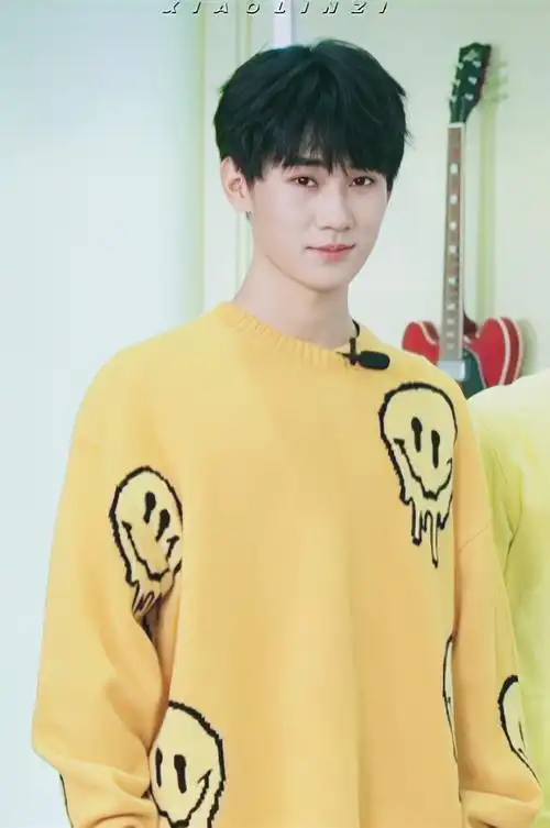 张真源 1123出道两周年快乐