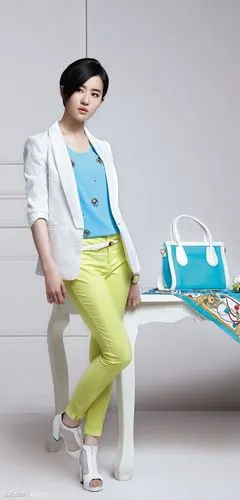 卓多姿2014春夏广告图 《刘亦菲》[2013.12.19]