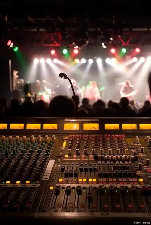 演唱会音响设备多少钱