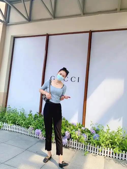 身高168体重114微胖得小姐姐