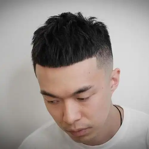 男生两边铲发型这样剪才帅气夏天留好这4款时尚干净精神