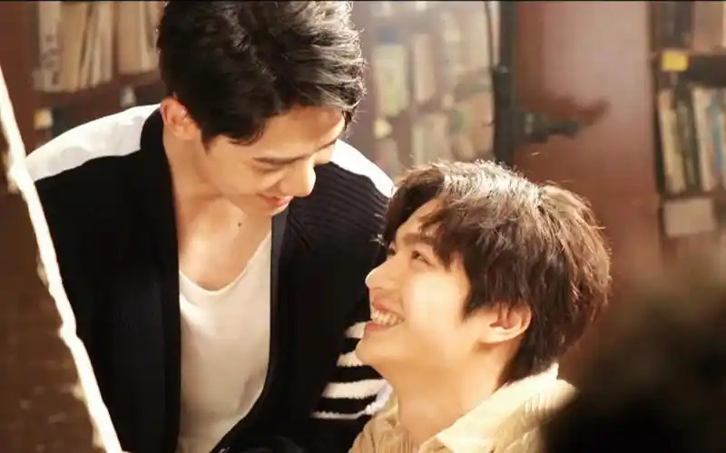 台剧《约定》逗点mv幕后花絮-金石cp聊天内容曝光喽(东贤帮硕瀚整理