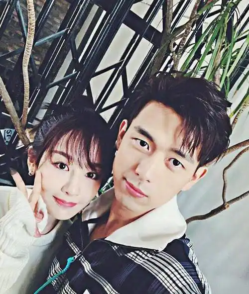 不知道大家有没有看出来,反正我是觉得从这次杨紫为李现送上生日祝福