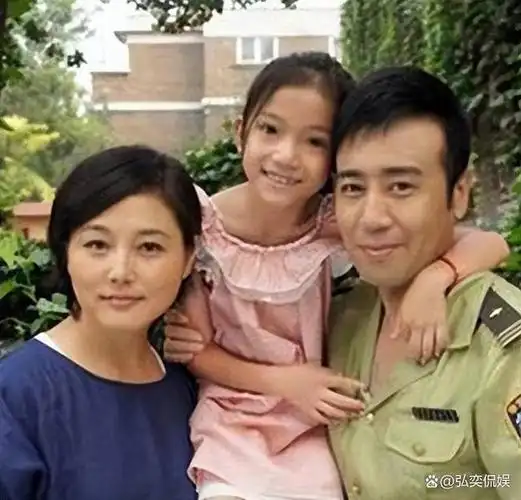 著名演员于和伟我这辈子最正确的决定就是娶了一个平凡的妻子