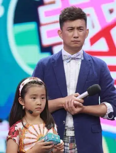 14岁的黄忆慈简直不要太优秀了爸爸黄磊的教育功不可没