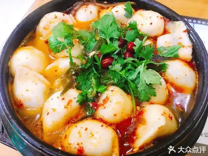 春天b段介绍:推荐菜:干拌大肉莲菜水饺干拌韭菜大肉水饺涮豆皮电话