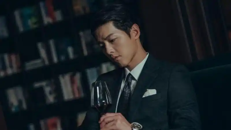 宋仲基《黑道律师文森佐》首集开播手上那只百万名表居然是天价?