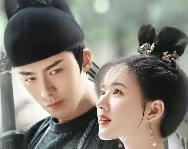 人气高过主角团,赵露思刘宇宁高甜cp大剧,热巴遇见吴磊差点跑路_观众