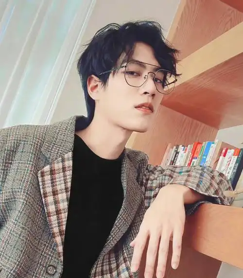 每天都要开心呀不被束缚,不被定义,永远自由图08网络.侵删#林子闳