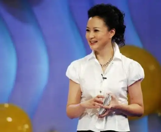 图主持人袁鸣老公是谁晒儿子的菜单直言当妈不易