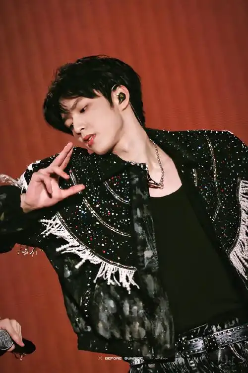 刘耀文last night##青年演员刘耀文