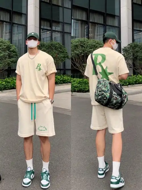 9692:喳喳,身高185cm,体重170斤,喜欢健身的微胖男生,宽肩,粗腿