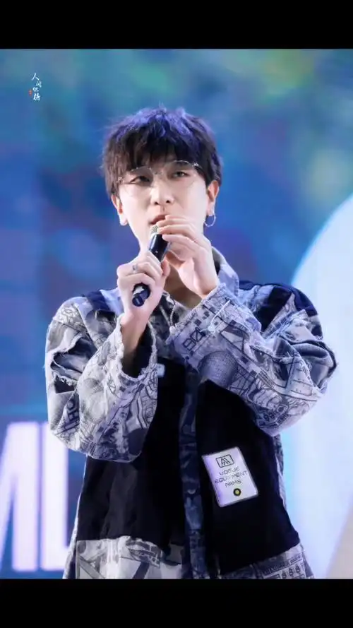 景向谁依cv景向谁依cv是银河万顷之中最温柔的谜底啊图片来源