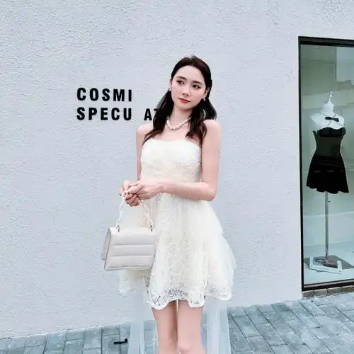 公主风礼服连衣裙女夏季2024新款收腰显瘦露背网纱拼接抹胸蓬蓬裙