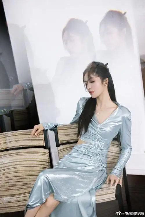 蔡文静清冷感##蔡文静马甲线好明显