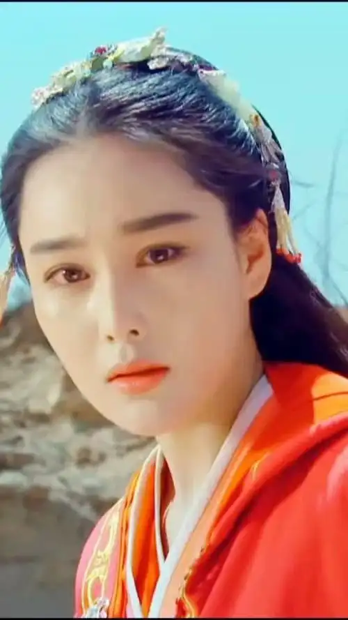 张馨予,红衣好惊艳,也太好看了!