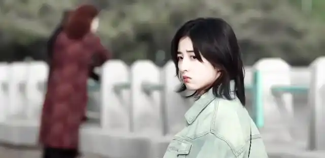 《宠爱》大火爆卖,张子枫造型软甜清新,日系风造型惹人注目