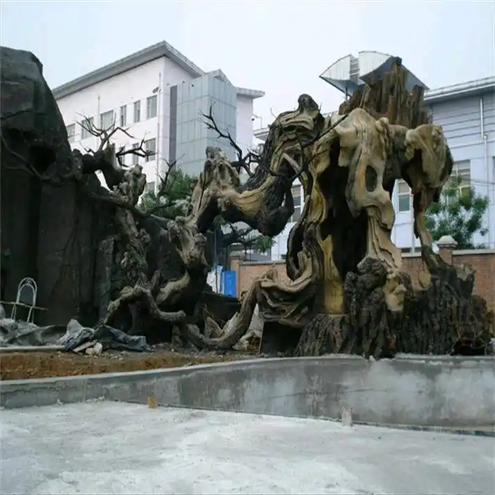 但多了道开模的工序假树大门材料的发展也进步丰富了门头景观的造型