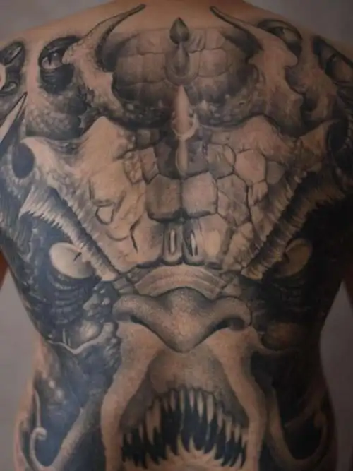 满背龙威,恢复半年以后_纹身图案手稿图片_宋老师的纹身作品集