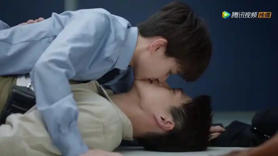 大勋葛格请看一下评论的勋章们 @魏大勋 慵懿ly的秒. 7万贴子