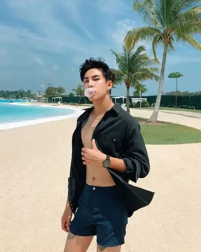 calvinklein网络广告的新款中国男模会红吗