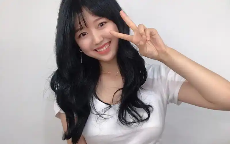 rockitgirlhanyiseul韩志允饭拍合集