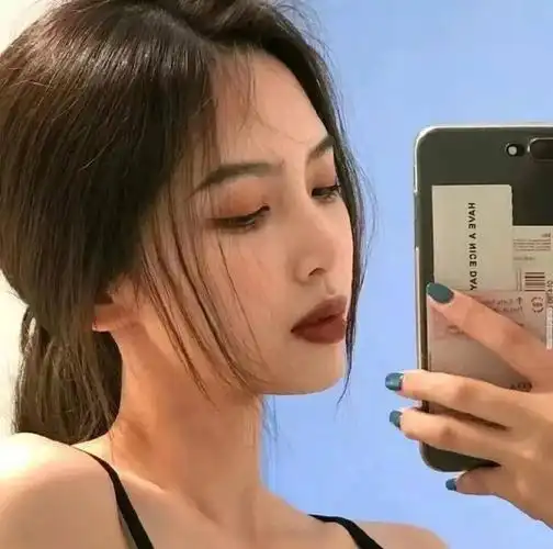 一组惊艳世俗的女生头像,请签收 - 知乎