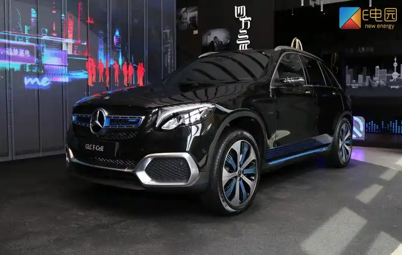 奔驰glc f-cell燃料电池车国内首发 搭载氢燃料电池技术 _搜狐汽车