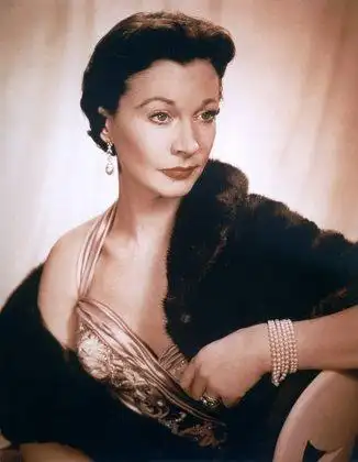 哪有费雯丽老年照片