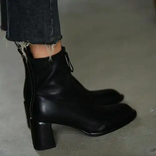 仙美迪粗跟短靴女秋冬新款及裸靴女高跟黑色时装靴女