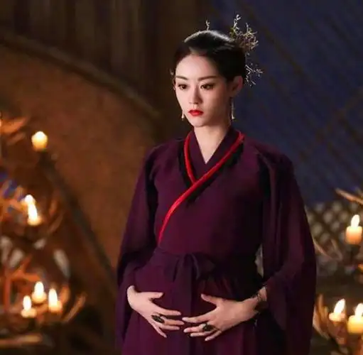 古装剧中女子怀孕,杨颖有点假,杨幂逼真,最后一个却是真怀孕!