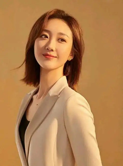 2023年央视春晚新主持人王嘉宁曾在苏州工作六年德才兼备的仙女