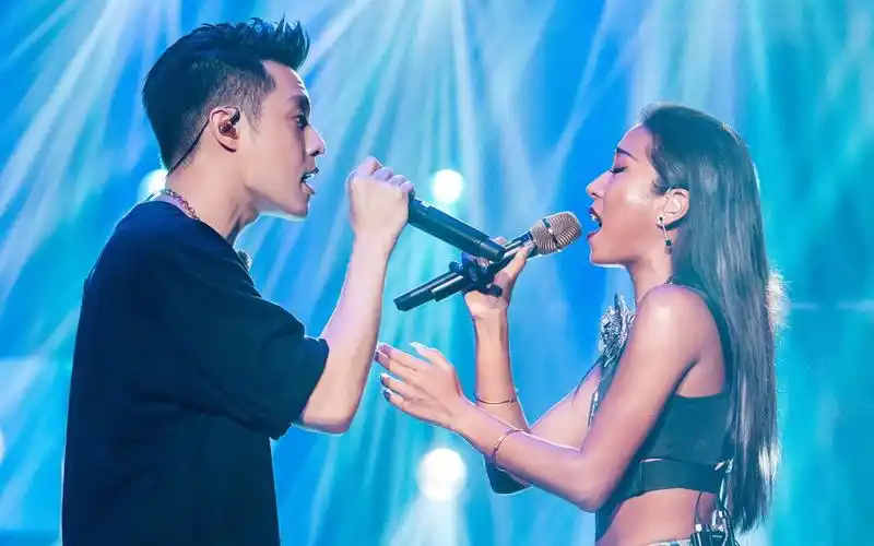 周汤豪吉克隽逸dearjohnlive自制mv