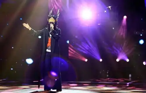 那英加盟《蒙面唱将》 做歌手还是做猜评依然是谜