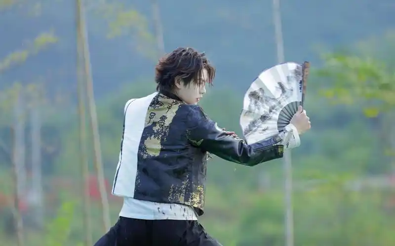 肖宇梁《跟我走吧朋友》舞蹈合集 有才有情有山有