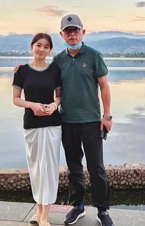 从印刷工逆袭"江苏一哥",和初恋结婚,曝光孟非的精彩人生