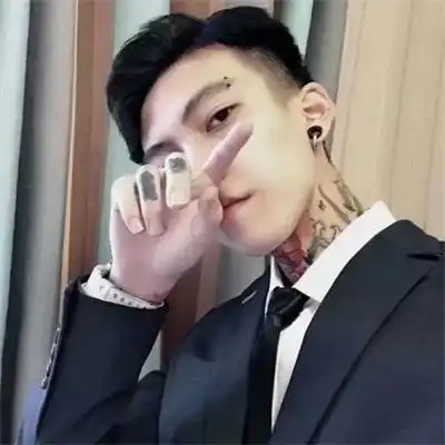 冷酷霸气高清男生头像成熟稳重大叔范