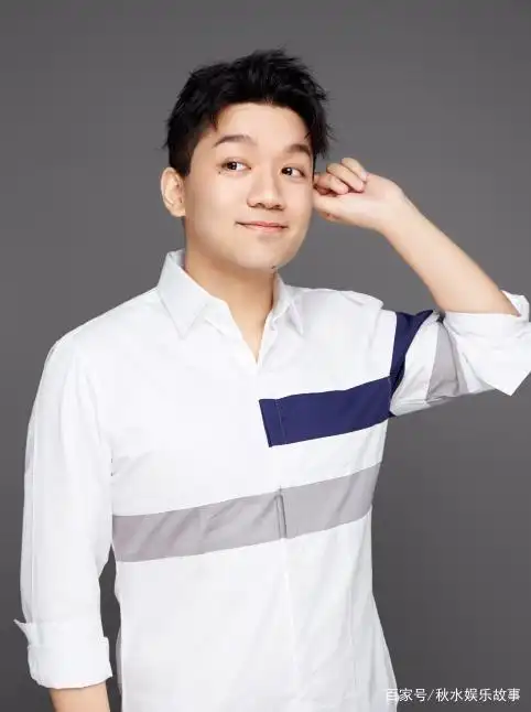 《家有儿女》尤浩然减肥成功,近照终于变帅,白衬衫少年感十足!