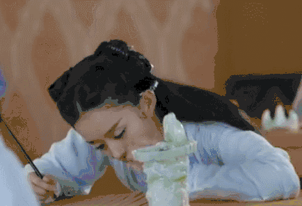 花千骨gif赵丽颖gif写字gif瞌睡gif