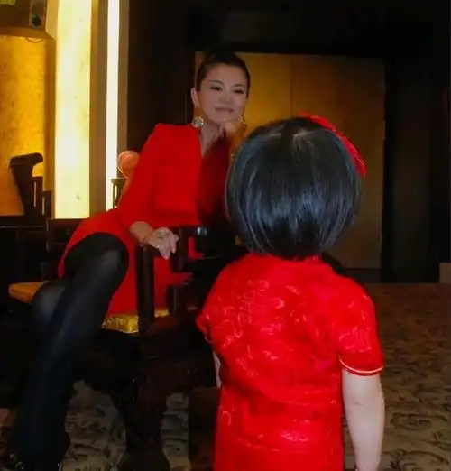 李湘成功逆袭教养卓越的王诗龄实力替母挣脸面出了口气