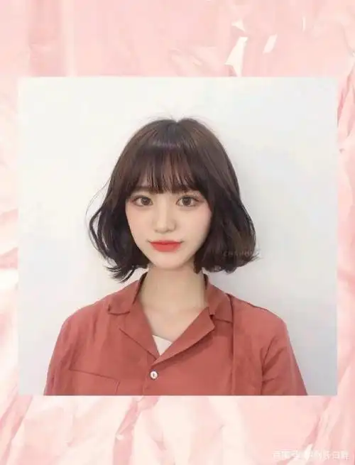 6款夏日温柔短发发型!适合圆脸的显瘦卷发