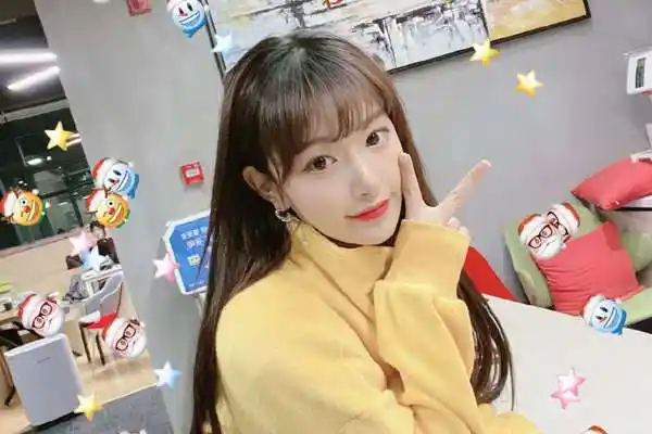 孔雪儿男友是马伯骞吗?孔雪儿黑料有哪些?孔雪儿黑历史揭秘