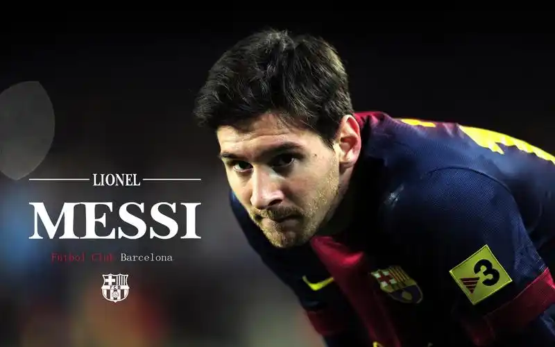 足球巨星梅西赛场上写真