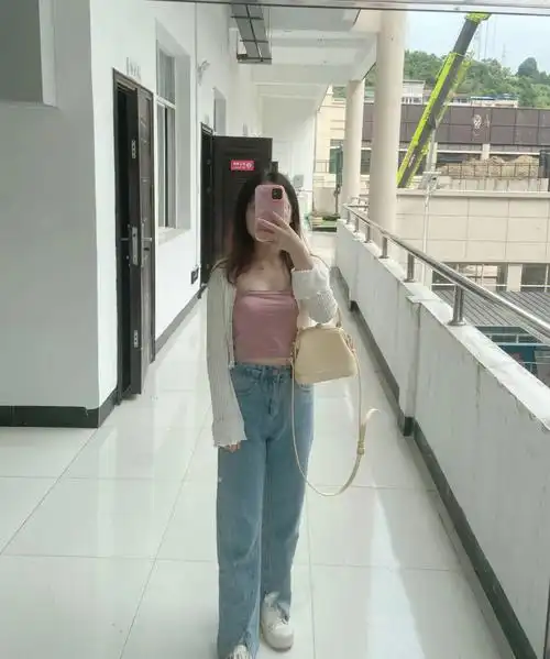 15390斤每日穿搭又是温温柔柔的一天