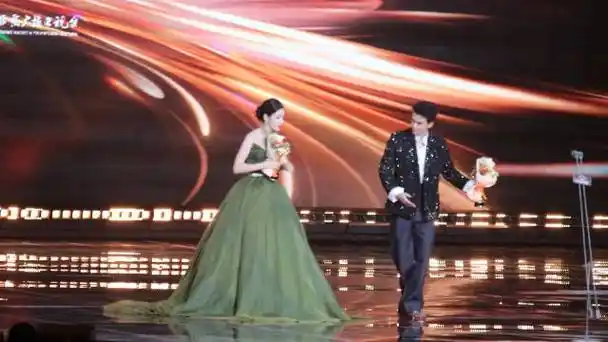 结果忘记了,差点拿走#迪丽热巴吴磊同台 歌隼批圆满#咪咕视频的微博